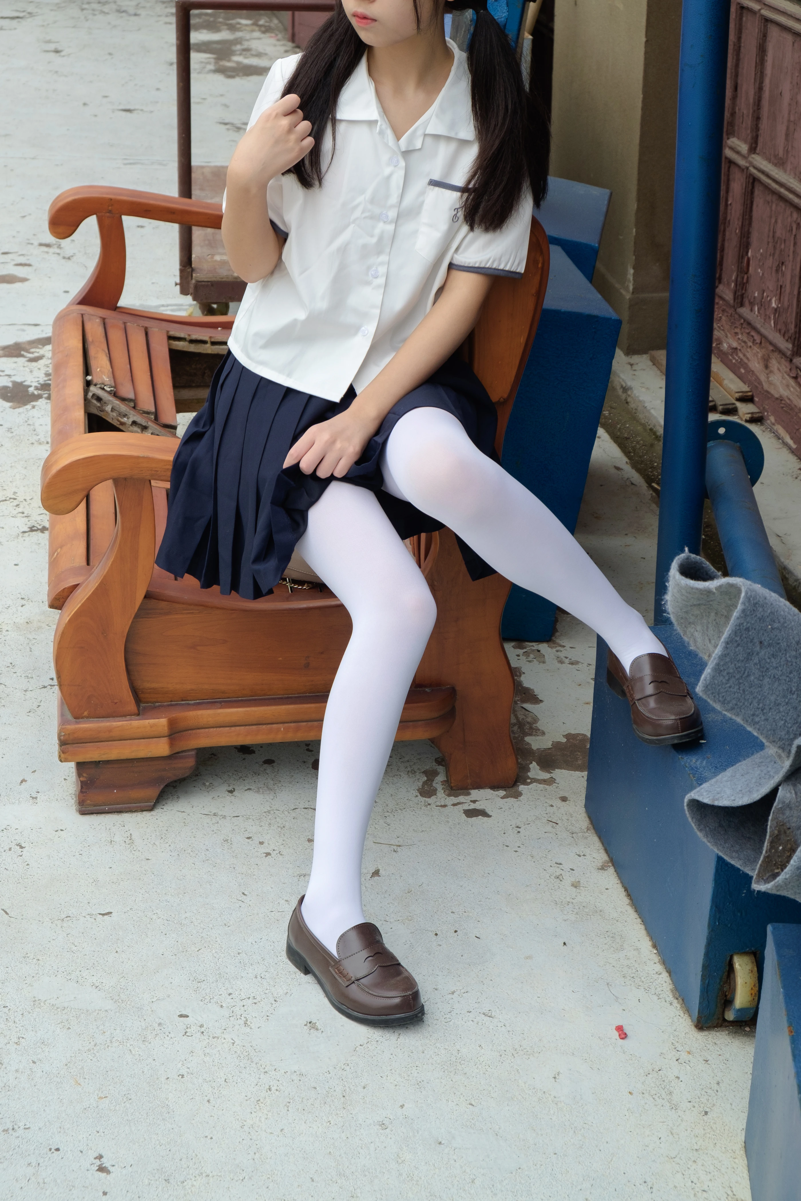 森萝财团 R15-034 [102P]插图6